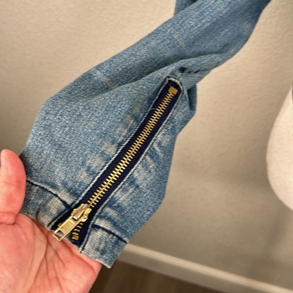 H&M Denim 90s Y2K Oh Yeah Patch Cropped Jean Jacket Size Small - Picture 4 of 6